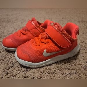Nike Free RN Toddler Sneakers
